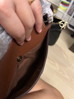 (Category: ) located in . Submitted by jesskoh_0404 (Listing ID 1397582188, Image 1). Description: .