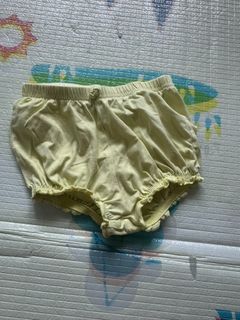 (Category: ) located in . Submitted by pearleee (Listing ID 1397487953, Image 1). Description: .