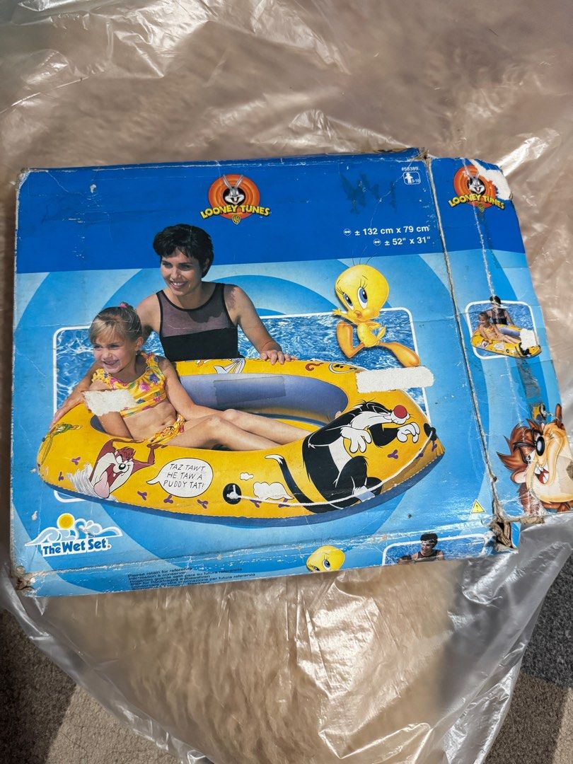 Inflatable for Swimming Pool (Category: Other Babies Going Out Needs) located in Pasig City. Submitted by anne.anne19 (Listing ID 1397561905, Image 3). Description: Brand new. Never used. 4 item for 600 only..