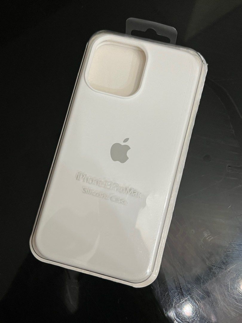 iPhone 13 Pro Max Silicone Case (Category: Cases & Sleeves) located in Makati City. Submitted by i_declutter.mnl (Listing ID 1397525001, Image 1). Description: white no issues.