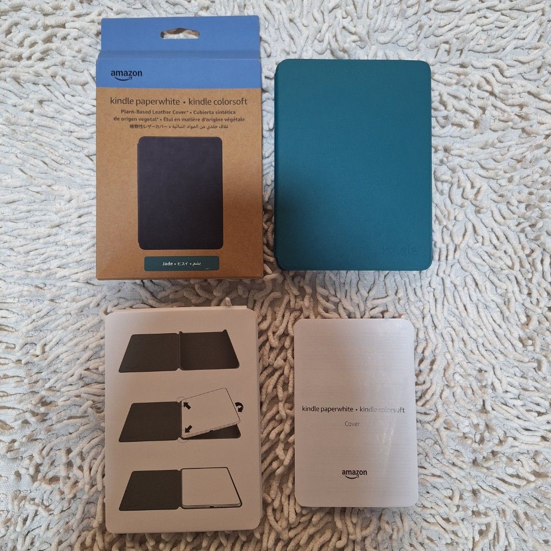 Kindle Colorsoft/ Kindle PPW6 Original Cover (Category: Cases & Sleeves) located in Ozamiz City. Submitted by dhuman (Listing ID 1397465962, Image 1). Description: Kindle Paperwhite / Kindle Colorsoft Original Plant-Based Leather Flip Cover Color: Jade Opened and barely used since I prefer my other amazon case Selling for ₱1,800 Shipping fee will be shouldered by the buyer Courier: J&T door to door delivery The color of the case is not that dark 