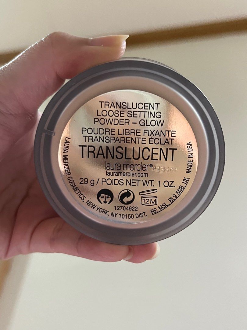 Laura Mercier Translucent Loose Setting Powder - Glow (Category: Makeup) located in Manila. Submitted by kybubs (Listing ID 1397531854, Image 2). Description: Laura Mercier Translucent Loose Setting Powder - Glow (29g) - Like new. Used twice - Rfs: not my shade - bought this from Sephora - box not included Meetup: SM Sucat & Raon Shopping Center MOD: Lalamove / Grab / Gogoxpress MOP: Gcash / BPI.