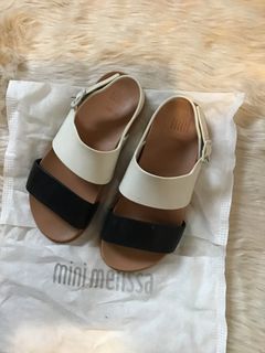 (Category: ) located in . Submitted by fromgreenboxph (Listing ID 1397487272, Image 1). Description: .