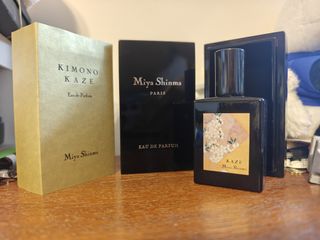 （分類：）位於 。 由 karaslll 提交（商品編號 1397469010，圖片 1）。簡介： 。