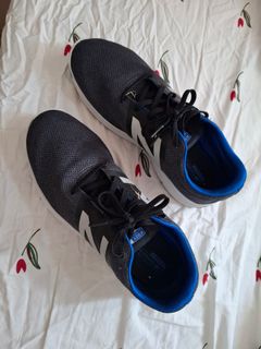 二手New BaIance黑色波鞋宜行街跑步上班64246685112834110