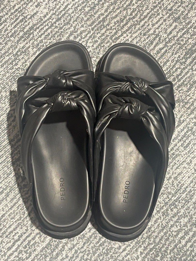 Pedro Knot Detail Sandals - Size 37 (Category: Flats & Sandals) located in Taguig. Submitted by iampeygi (Listing ID 1397467112, Image 1). Description: - Pedro sandals, size 37 - Knot detail design - Available colors: Black or Chalk - Slip-on style - Textured sole for grip - Made in China - Black sole - Used few times only - With slight leather scuffings due to storage - Discount if you get both. Original price at alnost Php 4k each. RFS: Declutt