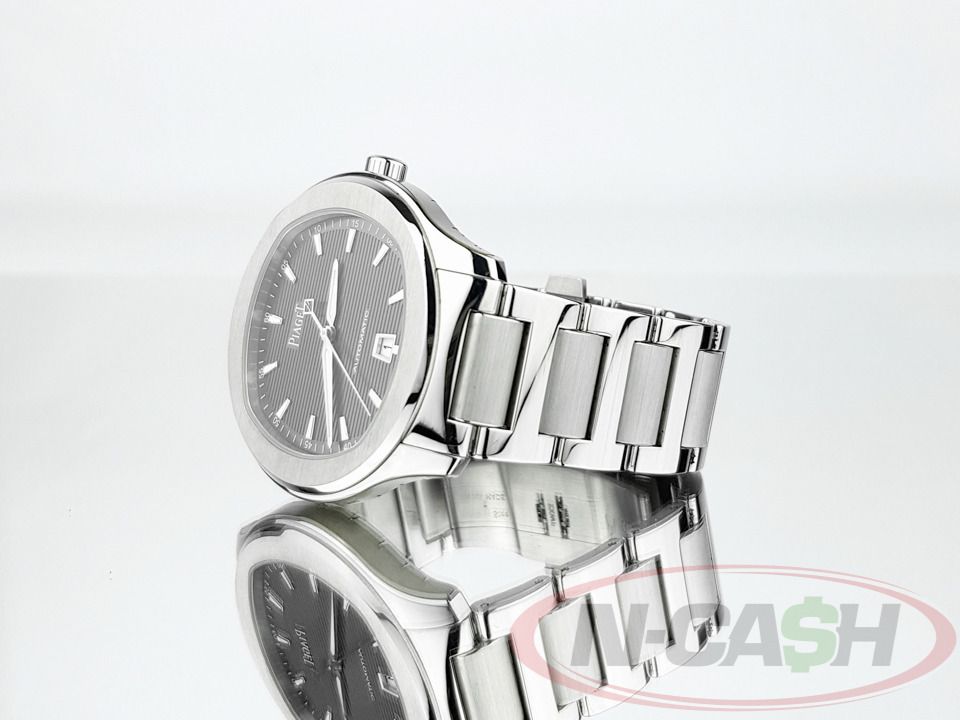 Piaget Polo S Date Grey Dial (Category: Luxury Watches) located in Makati City. Submitted by luxury_by_ncash_2 (Listing ID 1397454022, Image 3). Description: N-Cash Pawnshop "Instant Cash for Bags, Watches, Cars, and Electronics" https://www.ncash-pawnshop-philippines.com/ Piaget Polo S Date Grey Dial Ref. G0A41003 42mm steel case Grey dial Current retail price of Php 880,000 Local Piaget boutique 9.5 out of 10. Like new. Protective stickers stil