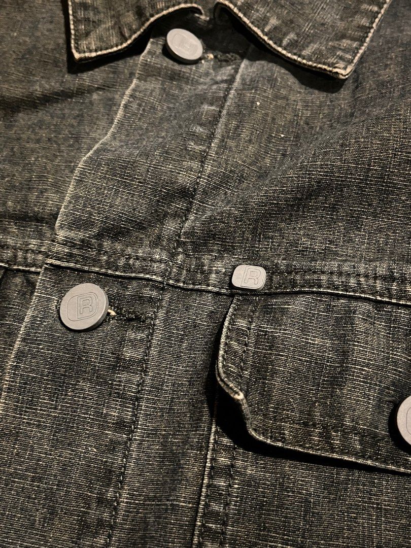 Reaction Kenneth Cole Denim Acid Wash Jacket (Category: Coats, Jackets and Outerwear) located in San Juan City. Submitted by lzip888 (Listing ID 1397530464, Image 3). Description: - Reaction Kenneth Cole denim jacket - Medium size - Dark wash - Classic design - Button closures - Multiple pockets - Reaction logo buttons - Perfect for layering.