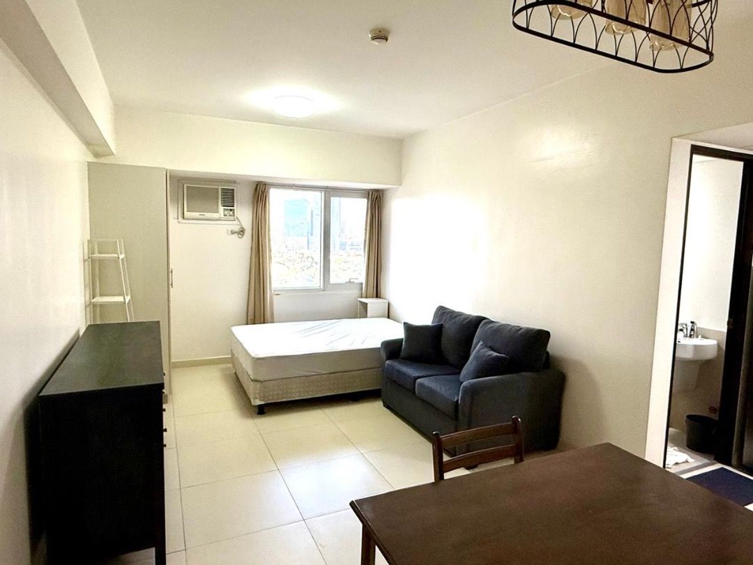 Studio Unit in Lerato Tower 1| Makati City (Category: Apartments & Condos) located in Makati City. Submitted by PropertiesByZaldy (Listing ID 1397485158, Image 1). Description: Lerato - T1 - 14th floor For Sale - 6,000,000 gross Price/ sq.m. (Sale): 187,500.00 # BR: Studio # TB: 1 FA: 32 Inclusions: Furnished Parking Slot: none Features: Good Layout Remarks: Clean Title .