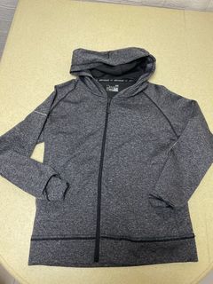 Under Armour 灰色拉鍊連帽外套64205969398402110