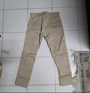 (Category: ) located in . Submitted by ammaraff858 (Listing ID 1397534932, Image 1). Description: .