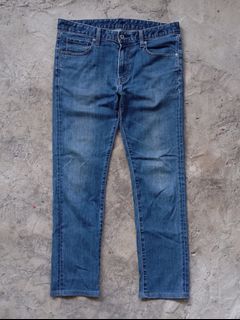 Uniqlo miracle Dijual Carousell Indonesia