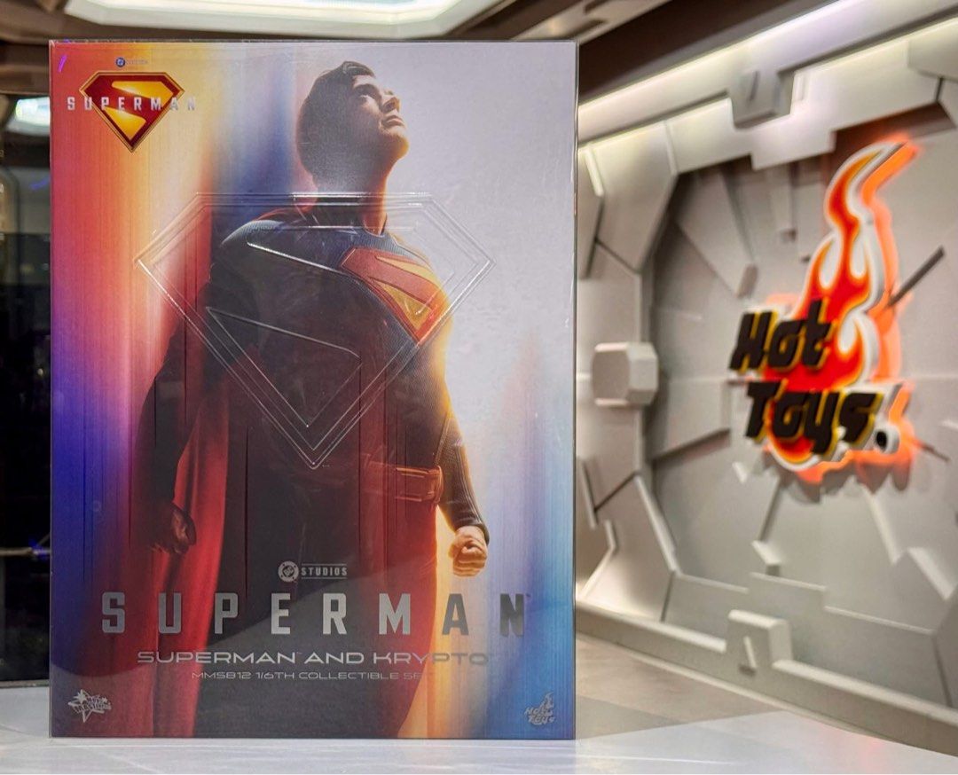 ホットトイズMMS812スーパーマン＆クリプト Superman Krypto Hot Toys