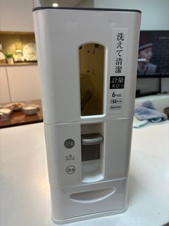 （分類：）位於 。 由 breadmonsterr 提交（商品編號 1397693101，圖片 1）。簡介： 。