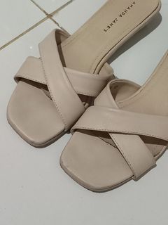 (Kategori: ) berada di . Dikirim oleh pyoom (ID iklan 1397718774, Gambar 1). Deskripsi: .