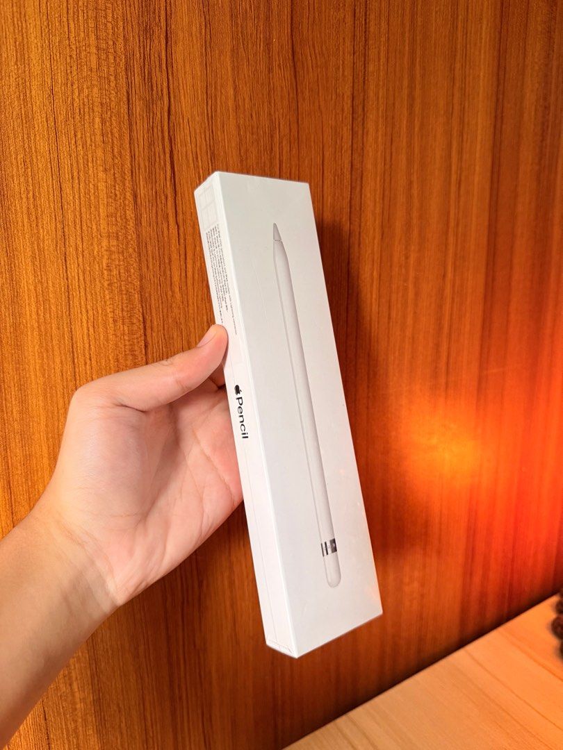 Apple Pencil (1st Generation) Brand New Sealed (Category: Other Mobile & Gadget Accessories) located in Dasmarinas. Submitted by smsebtian (Listing ID 1397619679, Image 2). Description: Selling my Original Apple Pencil for P3,500 Brand new sealed (Package from HK) Complete no issue Compatible for iPad mini 5, iPad (6th, 7th, 8th, 9th, 10th, and A16), iPad Air 3, iPad Pro 12.9 (1st and 2nd gen). Rfs: Extra pen .