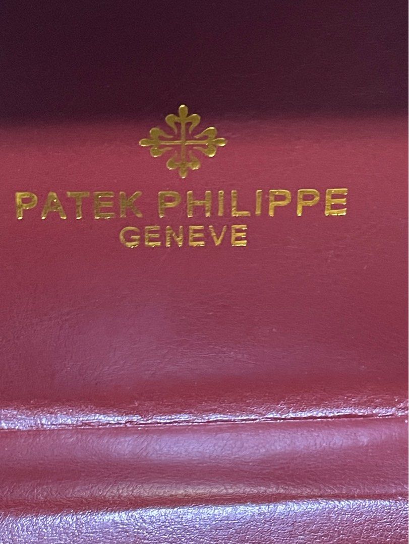 Authentic Patek Phillipe Watch Box (Category: Luxury Watches) located in Rosario. Submitted by myvinatgepieces (Listing ID 1397749735, Image 2). Description: Authentic Patek Philippe Watch Hard Cae Very Good Used Condition With Minor signs of wear Case Only No other Inclusions.
