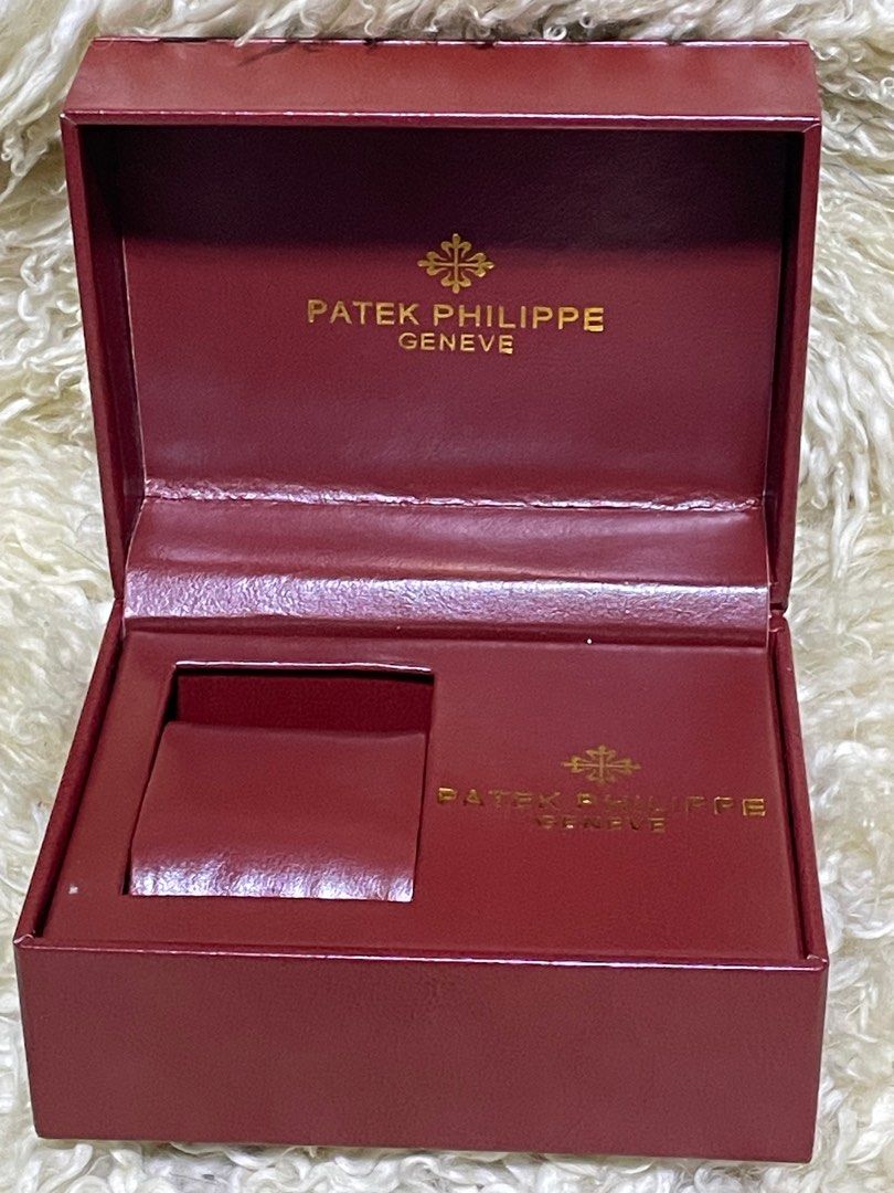 Authentic Patek Phillipe Watch Box (Category: Luxury Watches) located in Rosario. Submitted by myvinatgepieces (Listing ID 1397749735, Image 3). Description: Authentic Patek Philippe Watch Hard Cae Very Good Used Condition With Minor signs of wear Case Only No other Inclusions.
