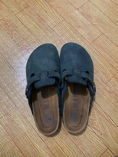 (Category: ) located in . Submitted by jibsthrift (Listing ID 1397679717, Image 1). Description: .