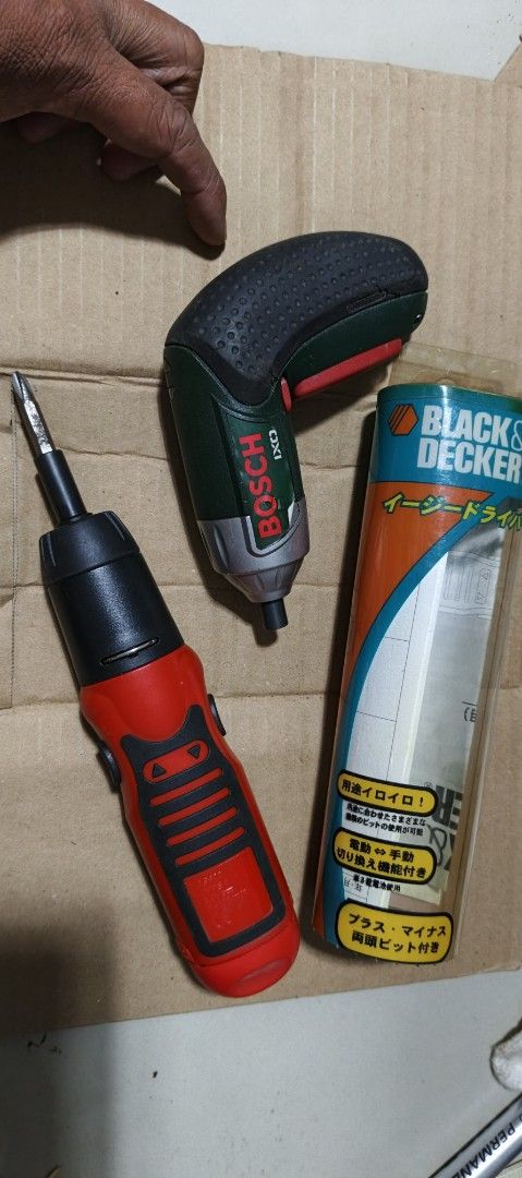 Bosch x black and decker (Category: Construction Tools & Equipment) located in Polomolok. Submitted by dkljapansurplus (Listing ID 1397602544, Image 2). Description: Bosch walang charger Black and decker di-battery Mula japan lahat 2pcs Freeshipping.