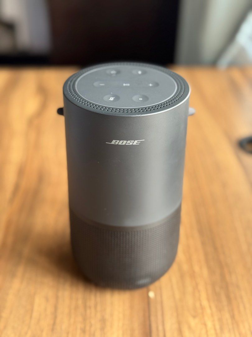 Bose Portable Smart Speaker (Category: Soundbars, Speakers & Amplifiers) located in Talisay. Submitted by kim_rey (Listing ID 1397748336, Image 3). Description: selling as speaker only. (no charger but any type-C will do).