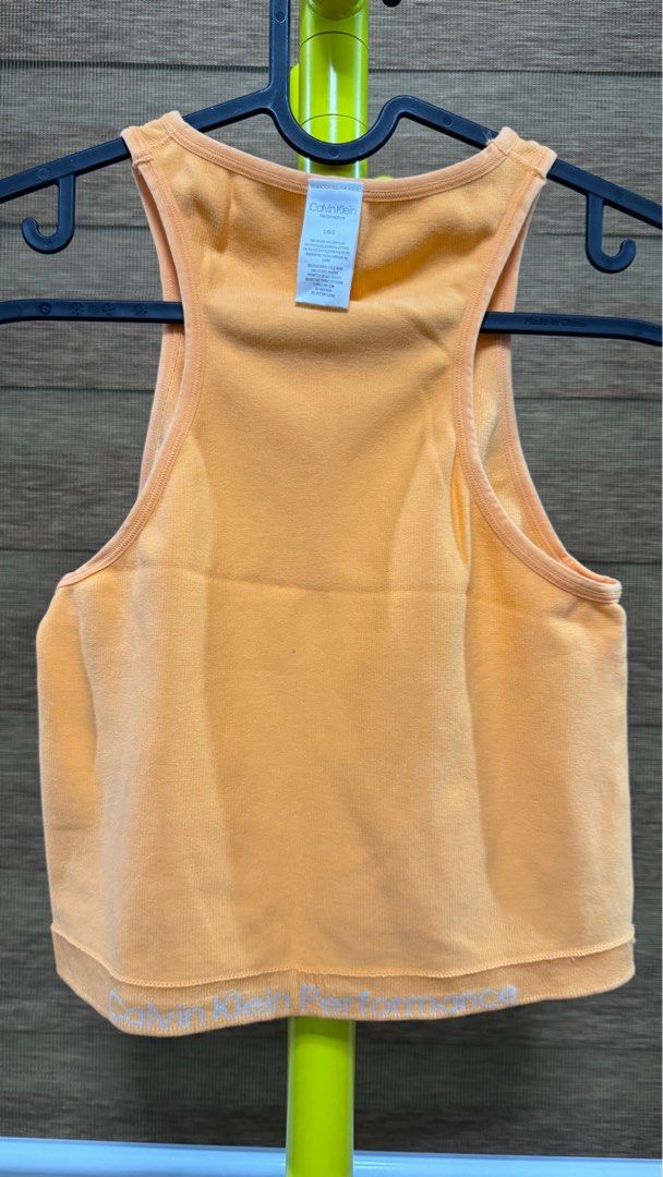 Calvin Klein Performance Tank Top (Category: Activewear) located in Manila. Submitted by lbdeclutters (Listing ID 1397679508, Image 3). Description: .