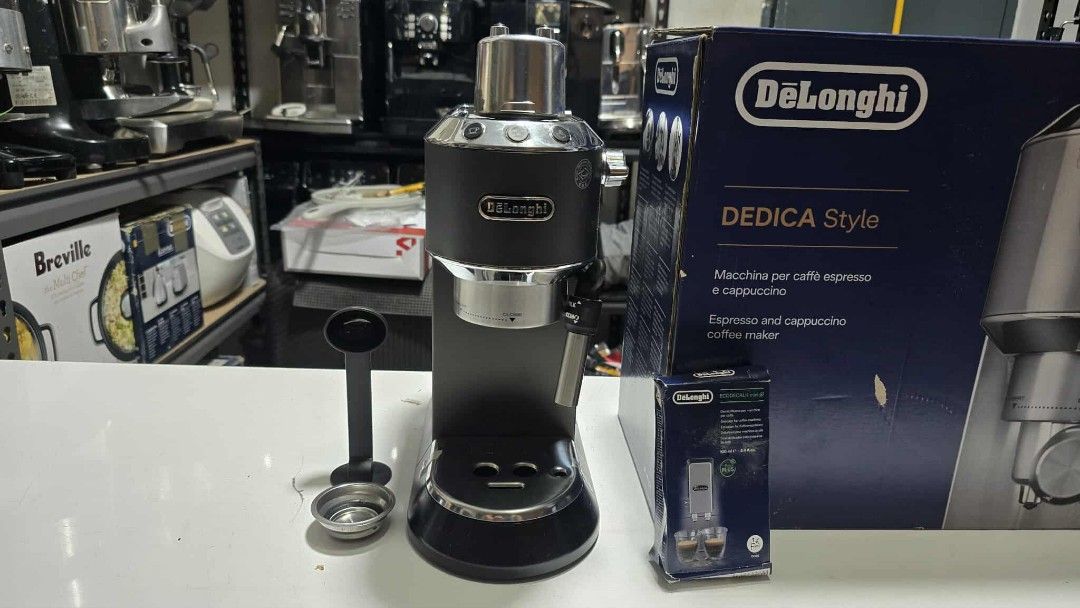 Delonghi Dedica Espresso Machine (Category: Coffee Machines & Makers) located in Rizal. Submitted by souththrift_taytay (Listing ID 1397666892, Image 1). Description: Delonghi Dedica Espresso Machine Australia mall pull out Used as display unit No issue 220V Inclusion Box 2 Filter cup Portafilter Spoon and tamper 10k.