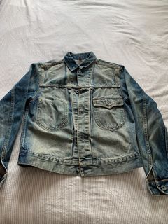 (Category: ) located in . Submitted by 4you.closet (Listing ID 1397670106, Image 1). Description: .