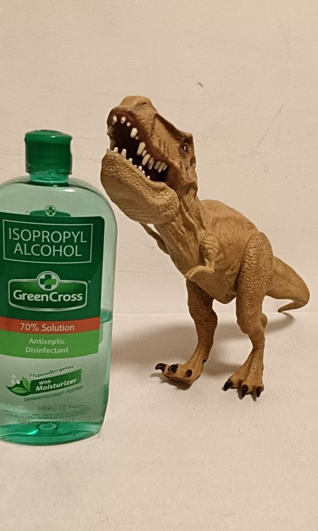 dinosaur action figures (Category: Figurines & Statues) located in Quezon City. Submitted by 2sweetie (Listing ID 1397776708, Image 3). Description: .