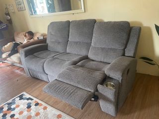 (Category: ) located in . Submitted by sibahwan92 (Listing ID 1397704644, Image 1). Description: .