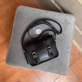 Bag dr martens Dijual Carousell Indonesia