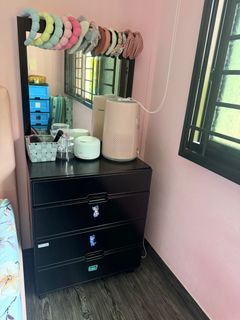 (Category: ) located in . Submitted by mkm.06 (Listing ID 1397636260, Image 1). Description: .