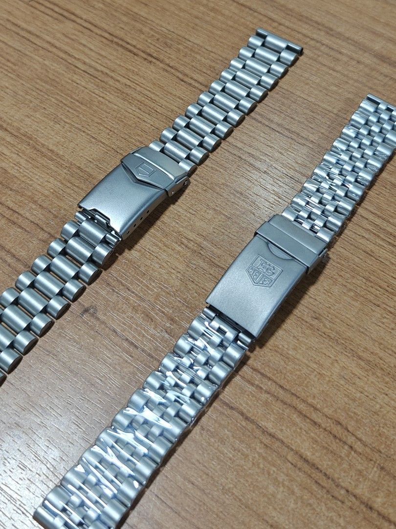 F1 Classic Tag Heuer Bracelet (Category: Men's Watches) located in Manila. Submitted by YurWatch (Listing ID 1397640754, Image 3). Description: 18mm for F1 Classic & For F1 Chronograph SwissMade Stainless Steel Matt Color For Sale: 2,200 each one Metro Manila Meet up or Thru shipping via lbc or Lalamove CashG Payment Accepted Pm me.