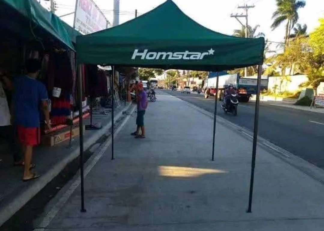 Homstar Retractable tent (Category: Hiking & Camping) located in Manila. Submitted by dolorchris69891 (Listing ID 1397606941, Image 1). Description: Homstar canopy tent 2x2-Php 2,950 2x3- Php 3300 3x3- Php3500 3x4.5-Php 3,900 Same day delivery Brand new cod.