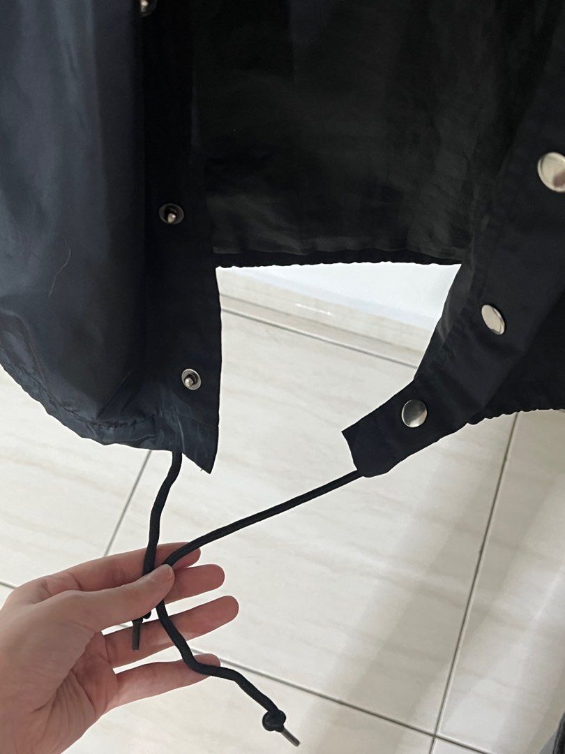 HYPE Button Jacket (Category: Coats, Jackets and Outerwear) located in Kuala Lumpur. Submitted by 2chicx (Listing ID 1397658253, Image 3). Description: .