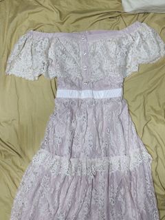 (Category: ) located in . Submitted by decluttersbyali (Listing ID 1397719854, Image 1). Description: .