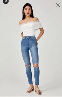 (Category: ) located in . Submitted by shop_away_ (Listing ID 1397719036, Image 1). Description: .