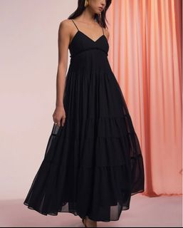 (Category: ) located in . Submitted by helpclearmywardrobeplease (Listing ID 1397663504, Image 1). Description: .