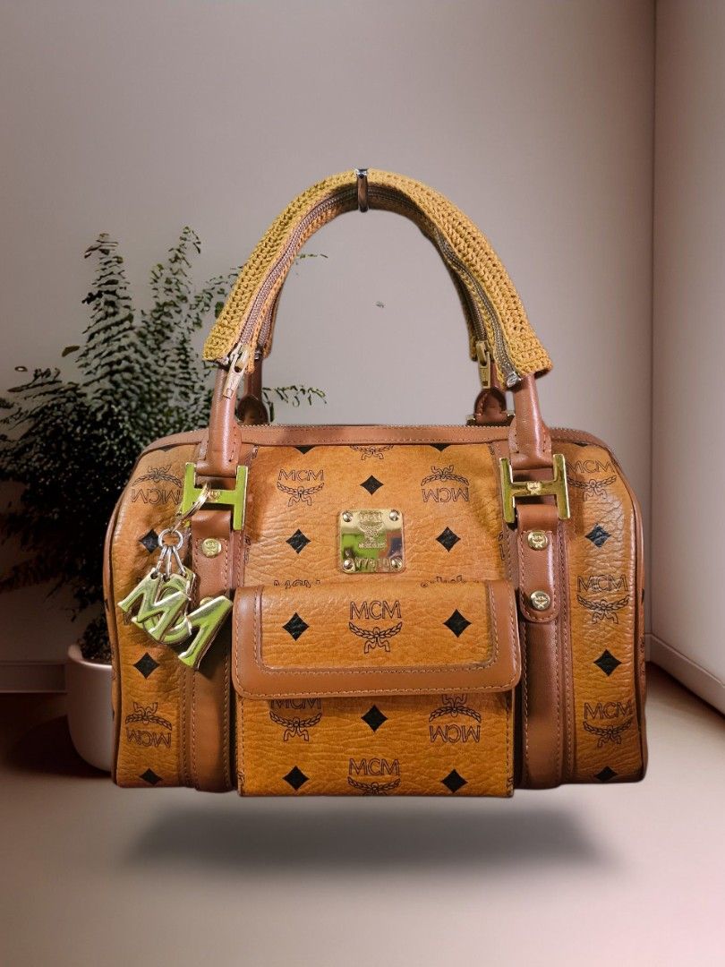 MCM Cognac Doctors Bag (Category: Luxury Bags & Wallets) located in Angono. Submitted by juleespreloved (Listing ID 1397657318, Image 1). Description: Rank A - Minimal signs of usage Turnable screws With etiketa Hardwares - 80% My selection! Had this specifically searched by my supplier in Korea. Super ganda! 🫶.