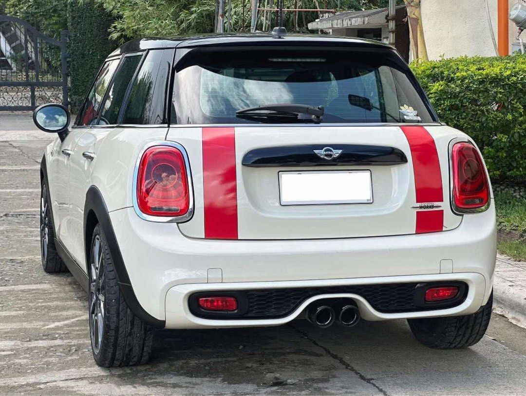 MINI Cooper S 5-door Auto (Category: Used Cars) located in Manila. Submitted by quality_cars (Listing ID 1397666947, Image 3). Description: Another Super Fresh Compact Sports Car mga Boss Mini Cooper S 5door 2016 A/T 2.0 Turbo gas engine All power features Heads up display Touchscreen infotainment 43,000 mileage only 2pcs Smart key Casa maintained since day1 @ Mini BGC Complete casa records Acquired from First Owner Price: 1,148,000 only Location