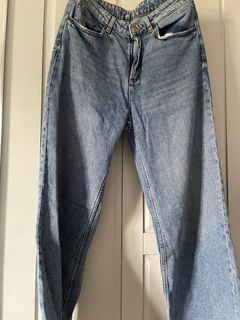 (Category: ) located in . Submitted by rebloom_preloved (Listing ID 1397607057, Image 1). Description: .