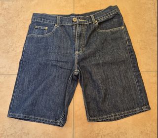 (Category: ) located in . Submitted by lynn188 (Listing ID 1397685081, Image 1). Description: .