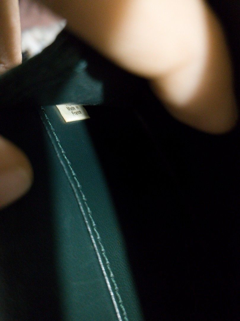 🔹PHILIPPE CHARRIOL LEATHER SLING BAG🔹 (Category: Luxury Bags & Wallets) located in Paranaque City. Submitted by sophiasamcloset (Listing ID 1397606534, Image 3). Description: 🔹💯% GUARANTEED AUTHENTIC / ORIGINAL VINTAGE PHILIPPE CHARRIOL SLING BAG / HANDBAG. 🔹MADE in FRANCE 🔹Unique green exterior with brown accents 🔹inside, one slip pocket 🔹replacement sling included 🔹DIMENSIONS🔹 ➡️Height - 7 inches ➡️Length - 10 inches ➡️Width - 2 inche