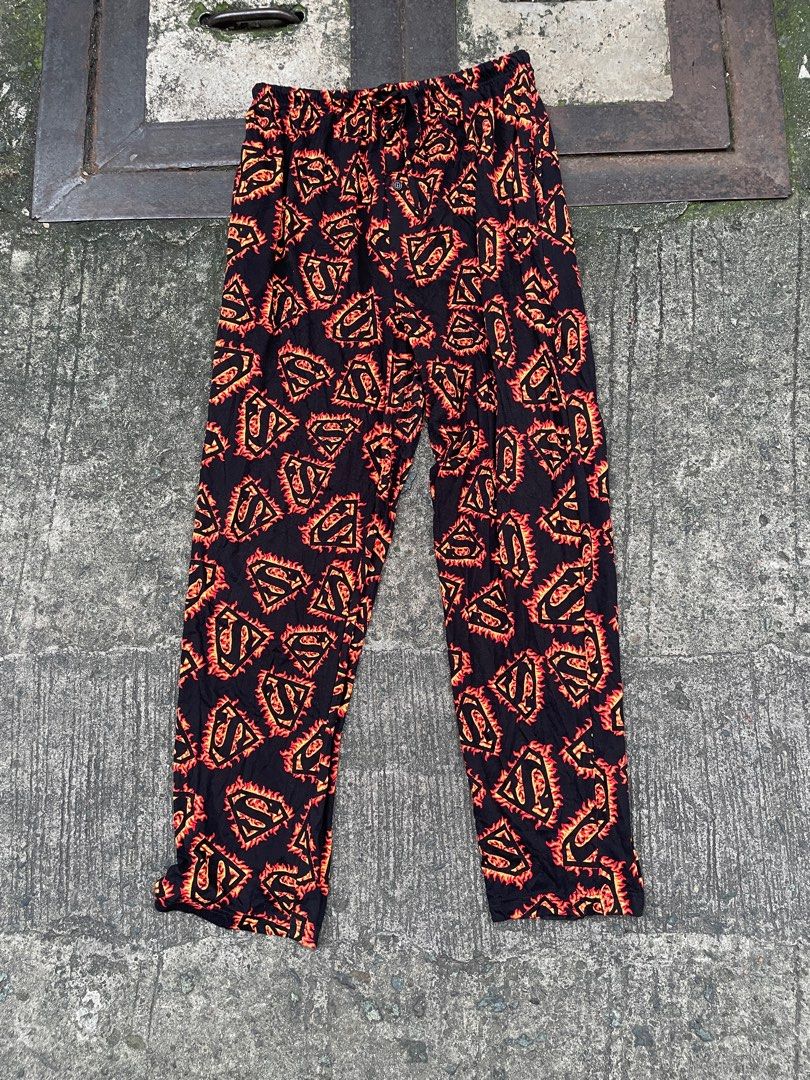 Superman Pajama Pants (Category: Joggers) located in Makati City. Submitted by christian_g (Listing ID 1397764502, Image 2). Description: Superman soft cotton pants •Size: 34-40 Waist (XL) •Length: 45 •Leg Width: 14 •Ankle Width: 9 •Excellent conditio •No issue.