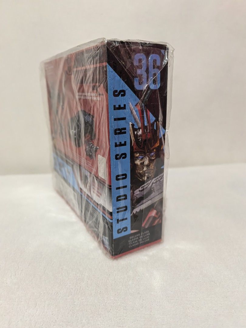 Transformers Studio Series - Autobot drift (Category: Vehicle & Diecast Models) located in Manila. Submitted by kenslie (Listing ID 1397750103, Image 3). Description: #autobotdrift #transformers #studioseries.