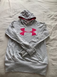 (Category: ) located in . Submitted by 4you.closet (Listing ID 1397670383, Image 1). Description: .