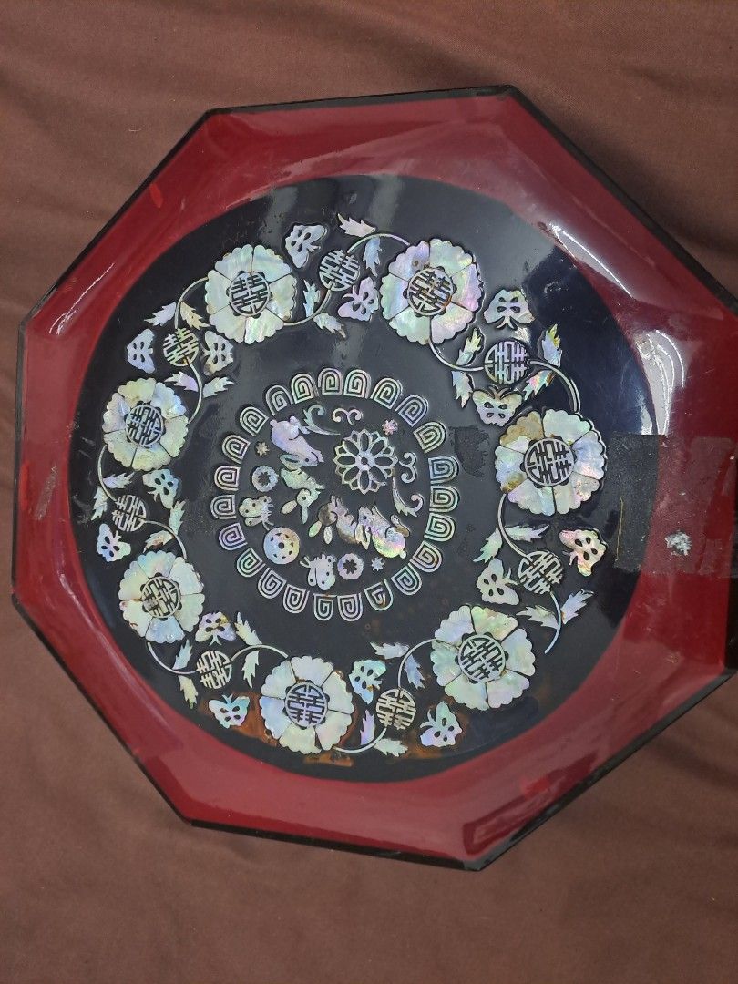 Vintage Octagon Tray with Floral Design (Category: Other Kitchenware & Tableware) located in Manila. Submitted by joanbalde39643 (Listing ID 1397765933, Image 2). Description: - Vintage octagon tray - Features a beautiful floral design - Black interior and red border - Lid with mother-of-pearl inlay - Unique piece for serving or decoration - Octagonal shape.