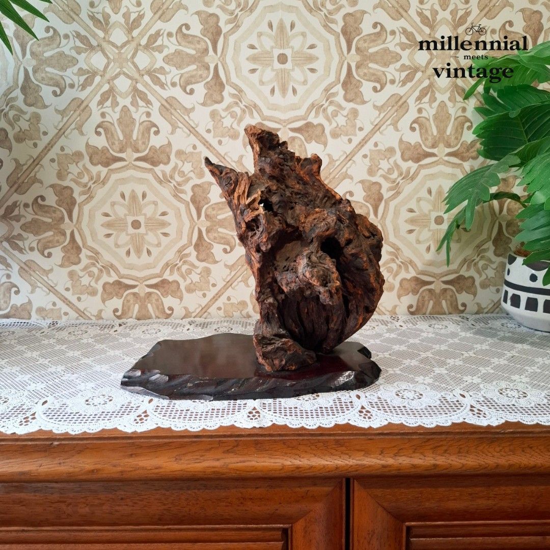 Vintage small driftwood sculpture (Category: Figurines & Statues) located in Dasmarinas. Submitted by millennialmeetsvintage (Listing ID 1397655324, Image 1). Description: H 26 x L 27 x W 17 cm last price posted 🌍ships from DASMA, CAVITE 🚚 shipping via Lalamove only ❌no reservations, first-to-pay basis ❌no physical store, no walk-ins ❌no COD transactions.