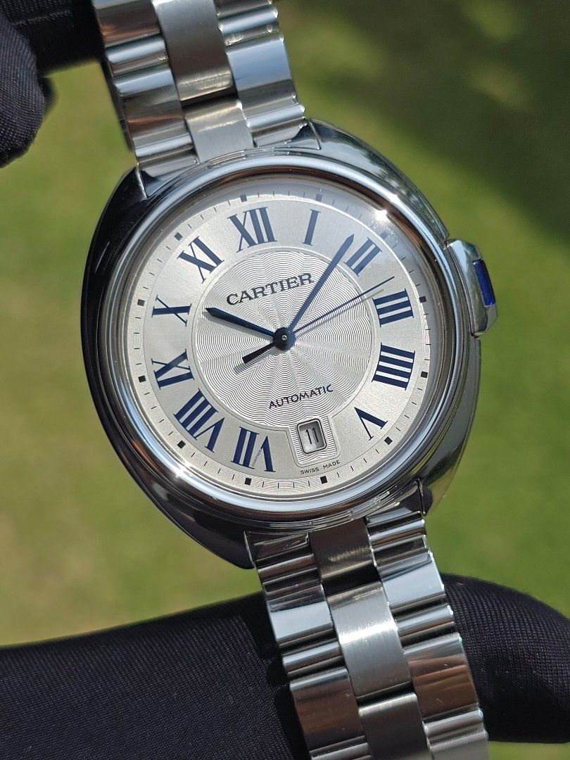 [8 YEARS WARRANTY!] 2023 CLÉ DE CARTIER 40MM WSCL0007 3850 (Category: Watches) located in Singapore. Submitted by rollieinthedeep (Listing ID 1397652505, Image 3). Description: >SELF-OWNED LANDED HOME BOUTIQUE with MORE THAN 1000 Genuine real person reviews on Carousell! ⭐⭐⭐⭐⭐ >>AUTHENTICITY GUARANTEE CERTIFIED PROFESSIONAL SELLER BY CAROUSELL!✅ BUY with peace of mind today! >>>PRICE FIRM (NON NEGO) LOWEST PRICE GUARANTEE @ POINT OF SALE! * [8 YE