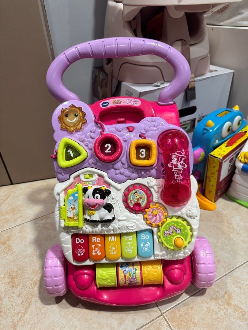 Vtech Sit to Stand Learning Walker (Category: Infant Playtime) located in Cavite. Submitted by purgingmycloset888 (Listing ID 1397748466, Image 2). Description: .